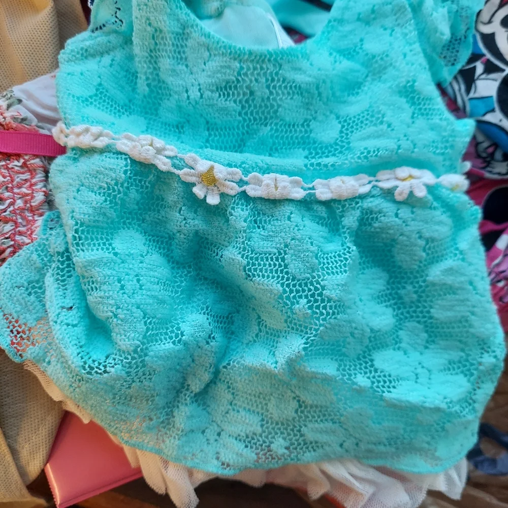 🎁 10/$25-Teal lacey outfit with flower accents,  0- 3 months